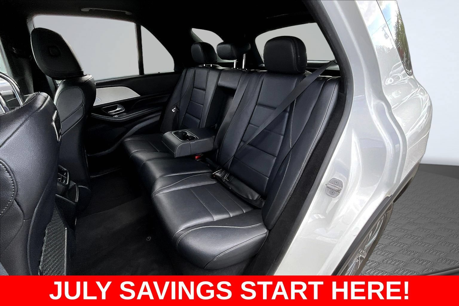 Used 2020 Mercedes-Benz GLE 350 4MATIC w/ Premium Package image 26