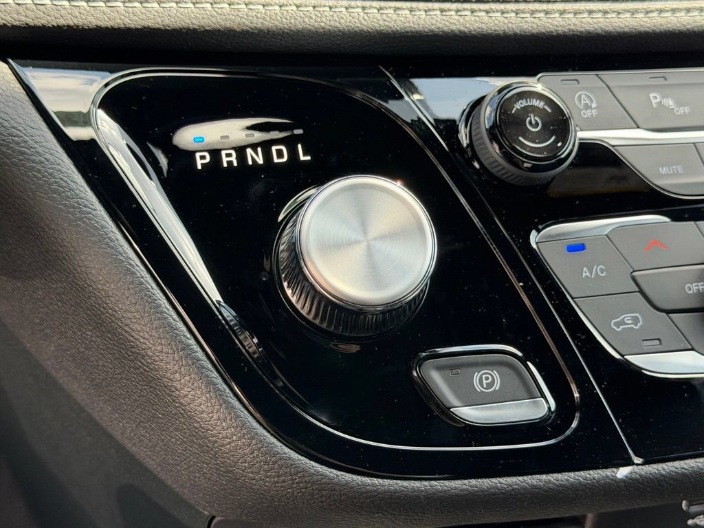 New 2026 Chrysler Pacifica Select FWD image 21