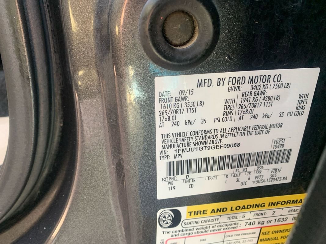 Used 2016 Ford Expedition XL image 34