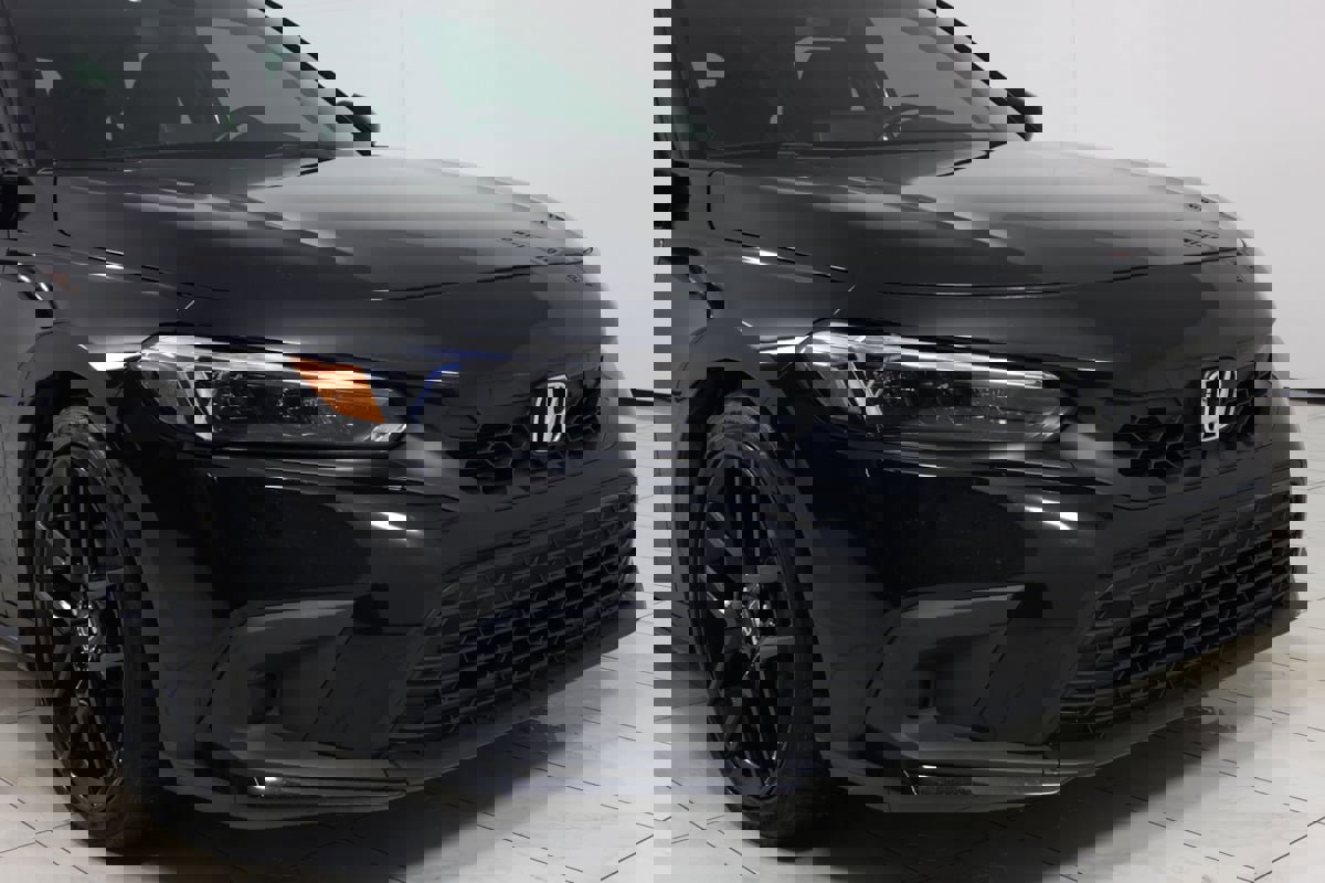 Used 2023 Honda Civic Sport image 14