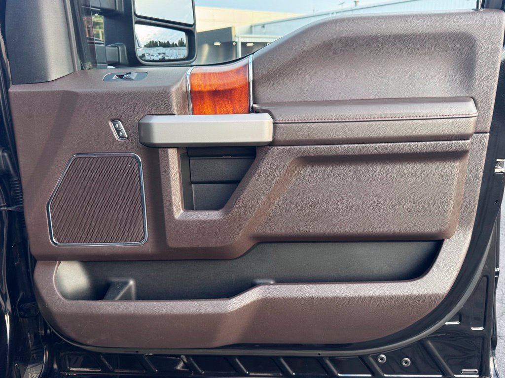 Used 2019 Ford F350 King Ranch w/ King Ranch Ultimate Package AWD/4WD image 27