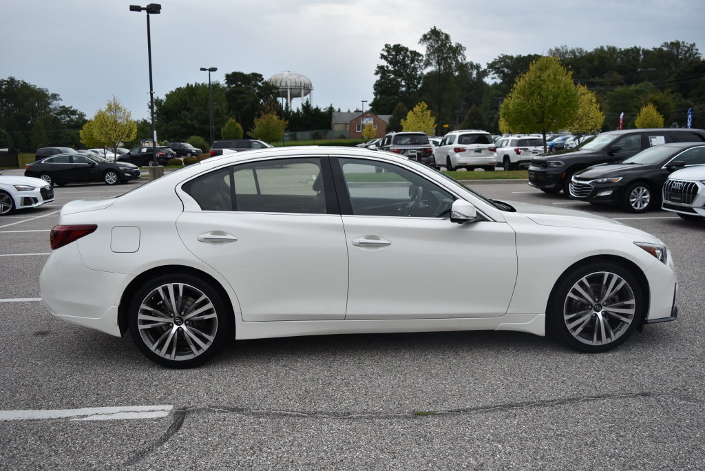 Used 2022 INFINITI Q50 Sensory AWD/4WD image 2