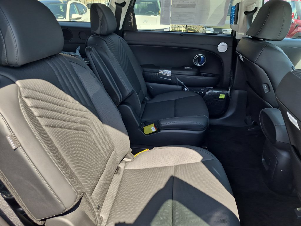 New 2027 Hyundai Palisade SEL Premium FWD image 31