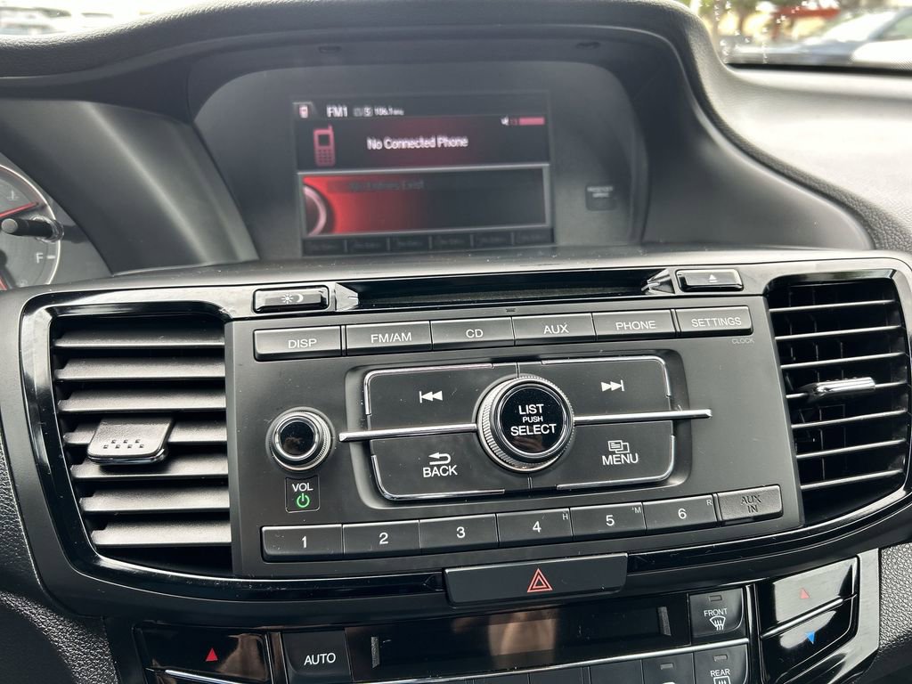 Used 2017 Honda Accord Sport image 16