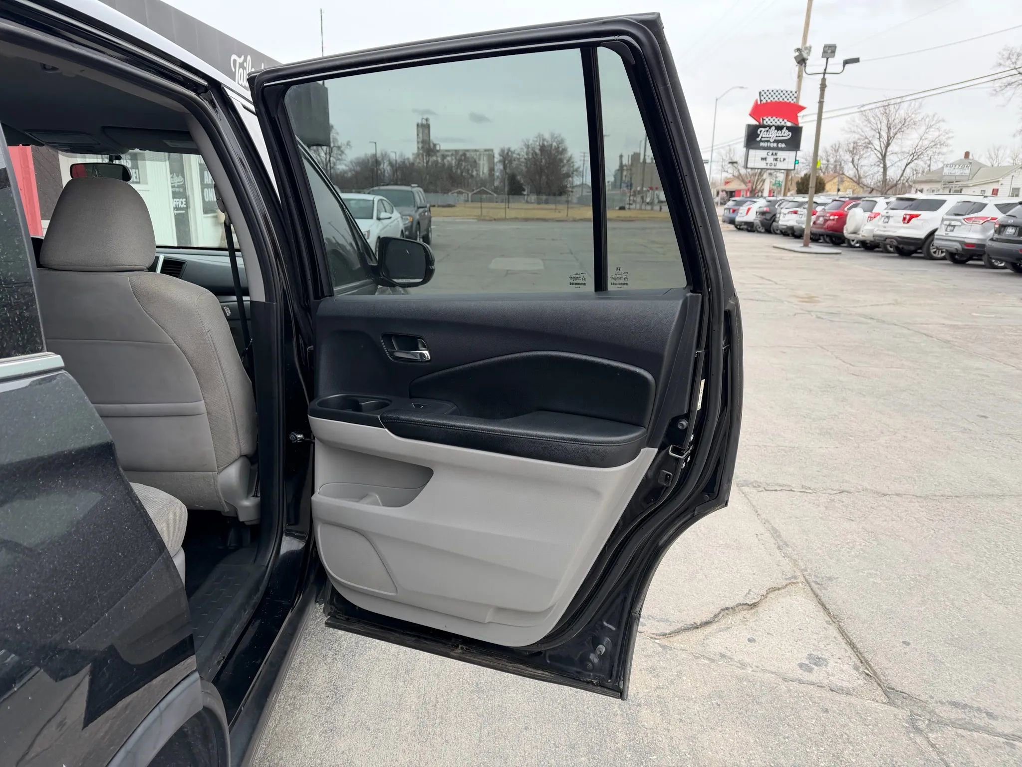 Used 2016 Honda Pilot LX image 15