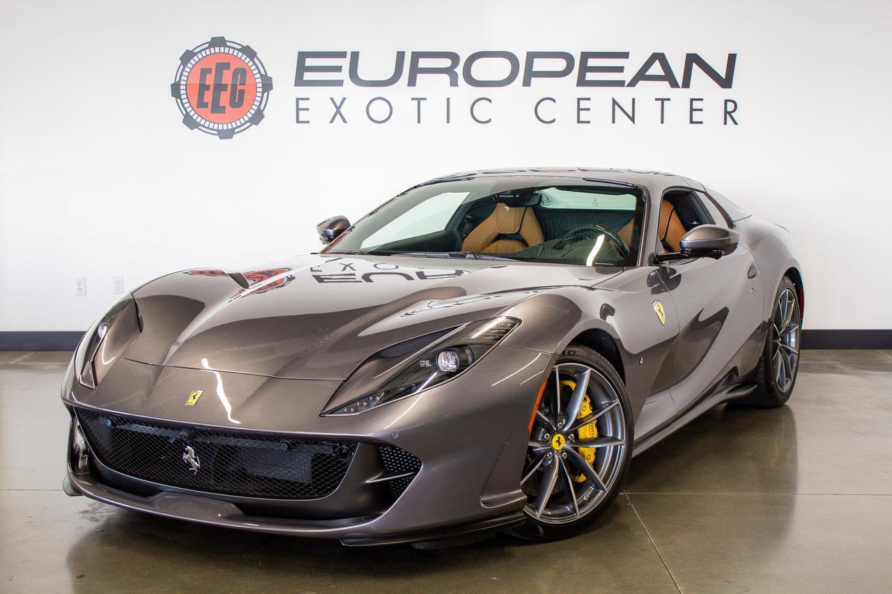 Used 2021 Ferrari 812 GTS RWD image 9