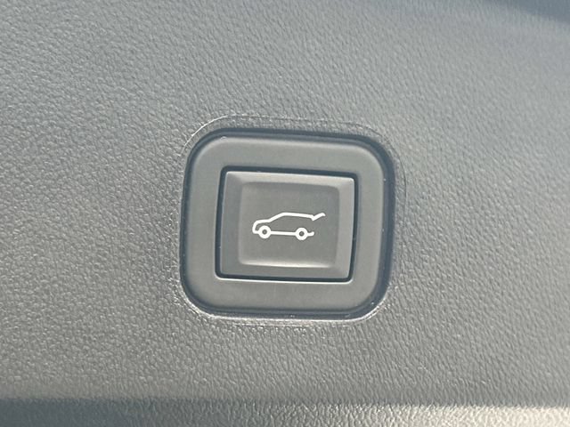 Certified 2024 Cadillac Lyriq Tech AWD/4WD image 20