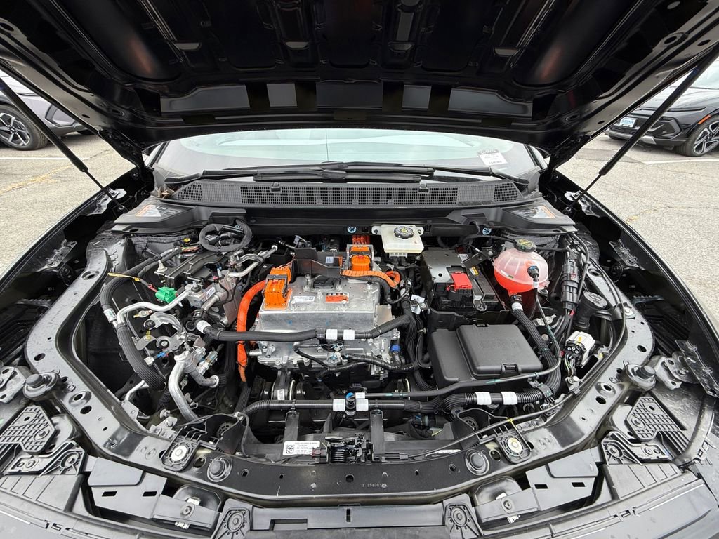 New 2026 Chevrolet Equinox EV LT image 25