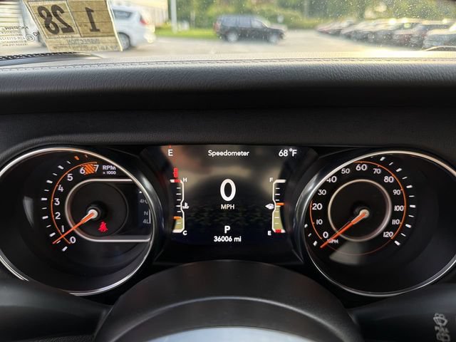 Used 2023 Jeep Wrangler Unlimited Sahara w/ Cold Weather Group AWD/4WD image 19