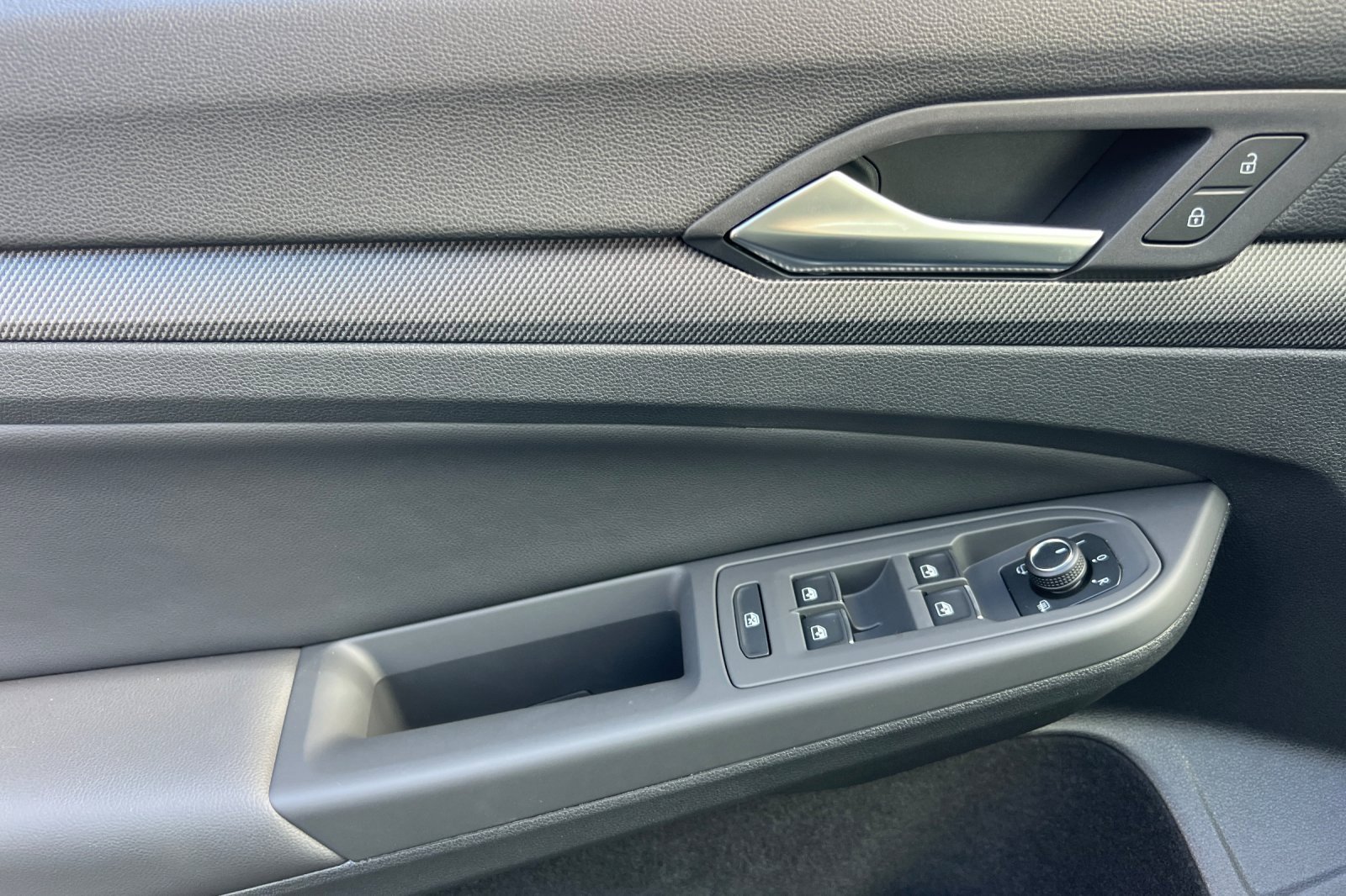 New 2026 Volkswagen Golf image 11