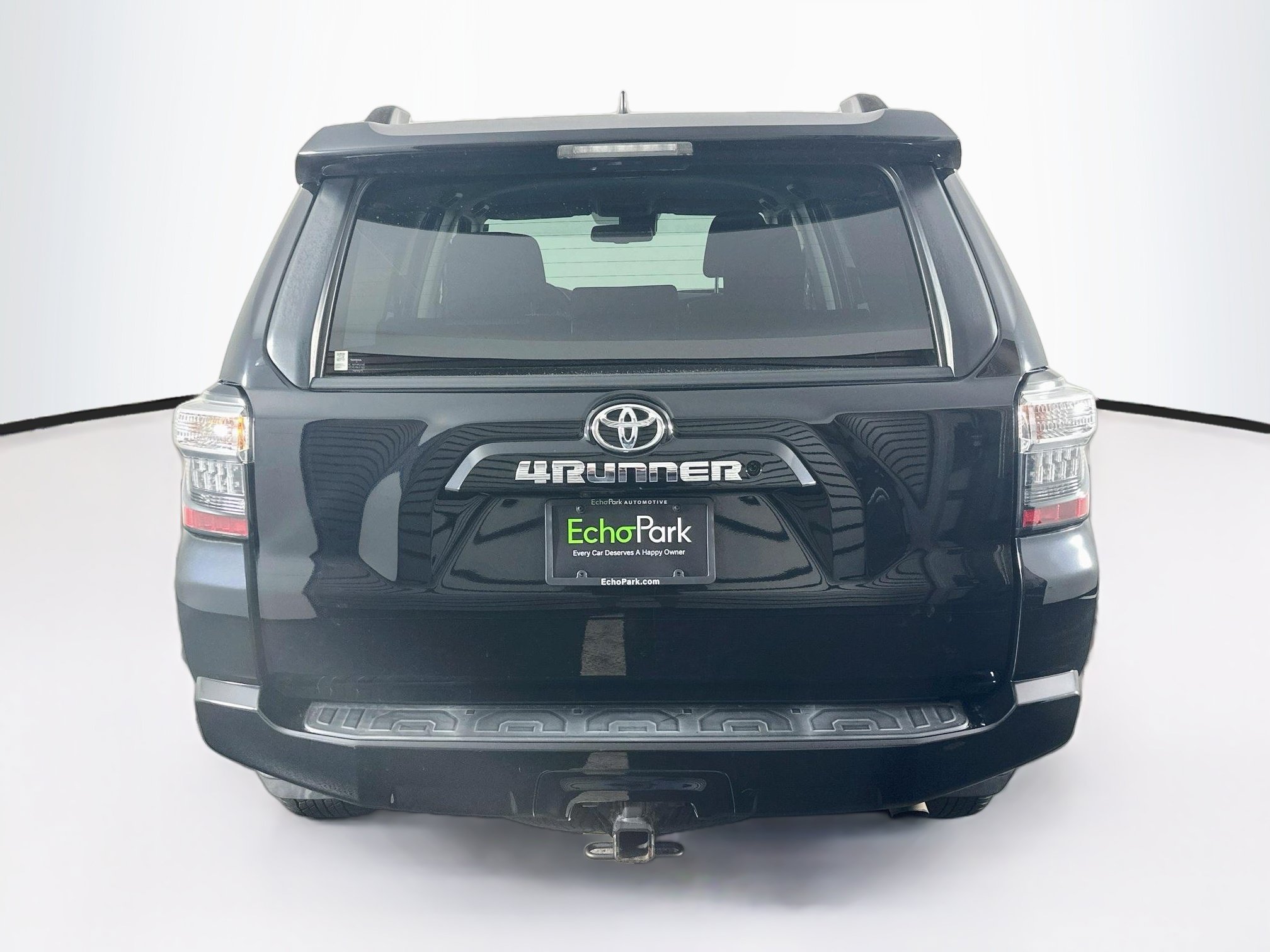 Used 2021 Toyota 4Runner SR5 AWD/4WD image 7