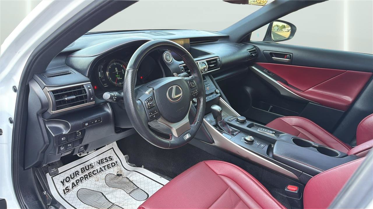 Used 2019 Lexus IS 300 F Sport w/ F Sport Package RWD image 17