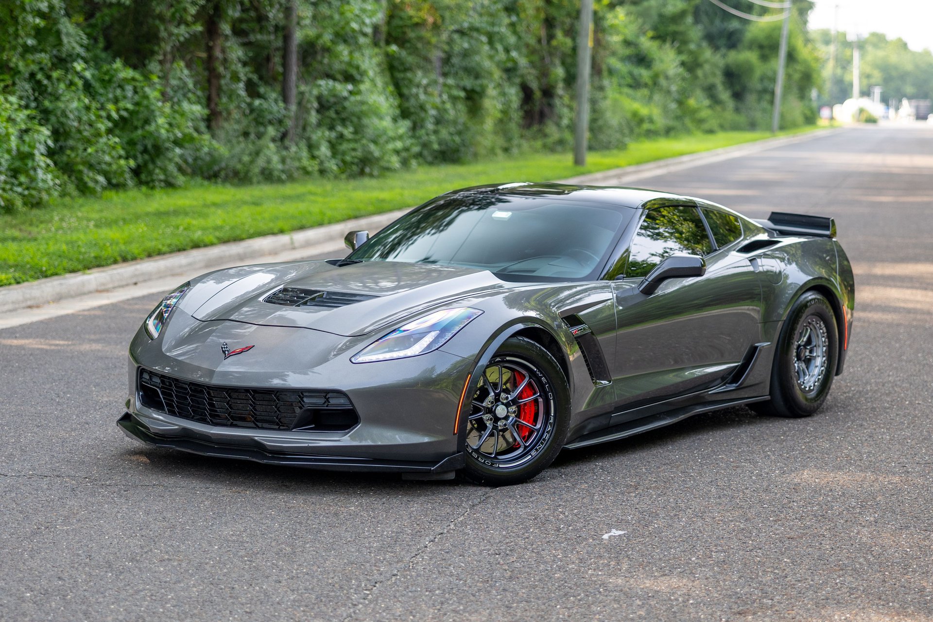 Used 2016 Chevrolet Corvette Z06 w/ Battery Protection Package RWD image 3