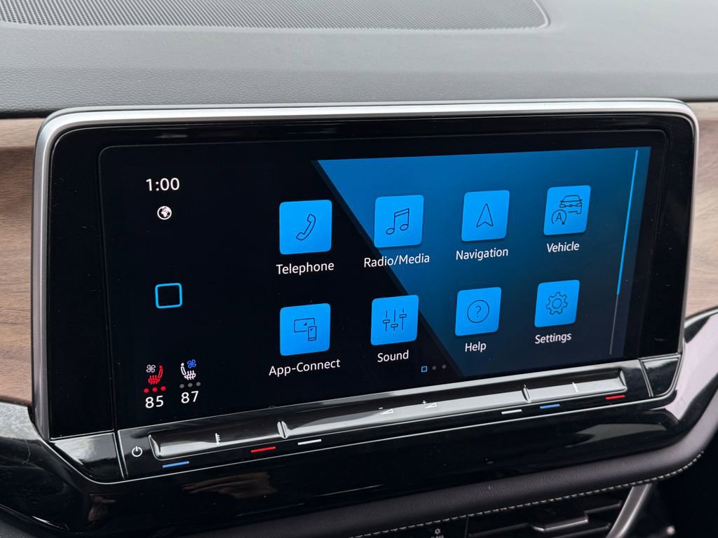 Used 2024 Volkswagen Atlas SE image 25