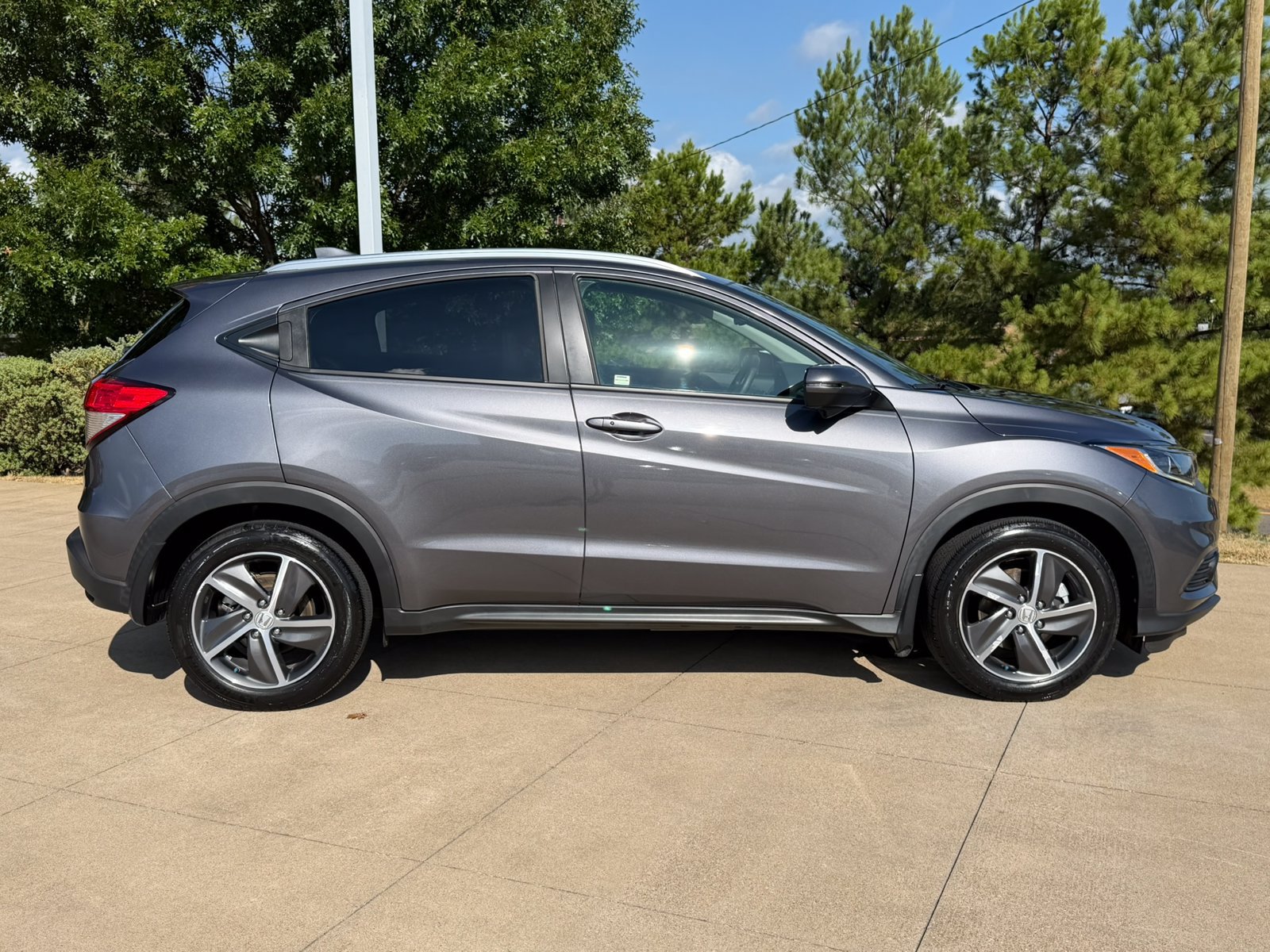 Certified 2022 Honda HR-V EX-L image 7