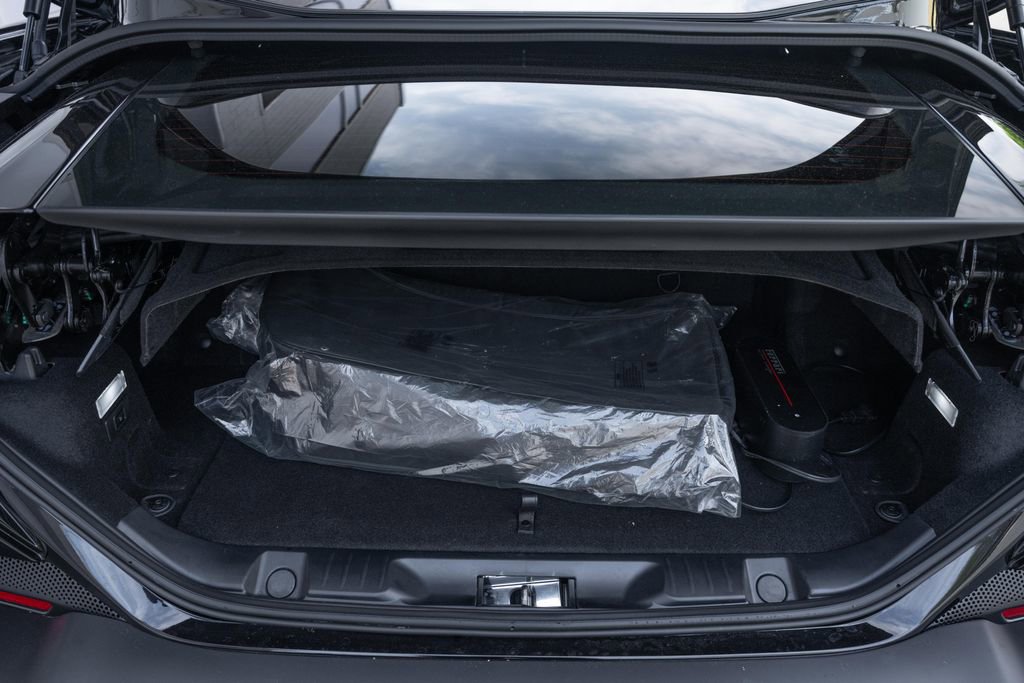 Used 2023 Ferrari Portofino M image 25