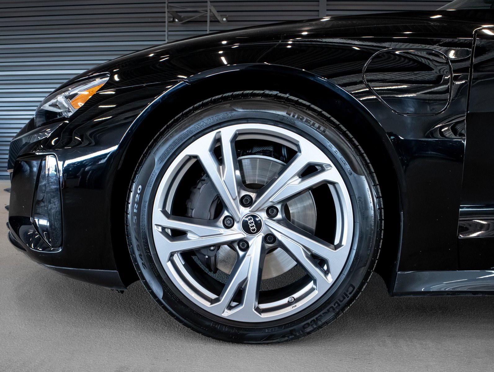Used 2023 Audi e-tron GT Premium Plus AWD/4WD image 4