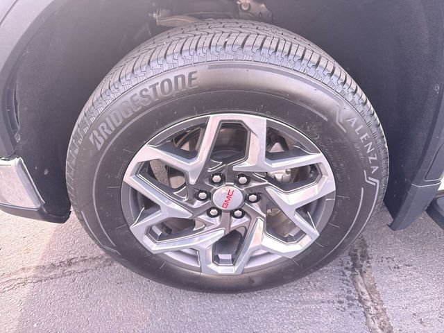 Used 2024 GMC Sierra 1500 SLT w/ SLT Premium Plus Package AWD/4WD image 33