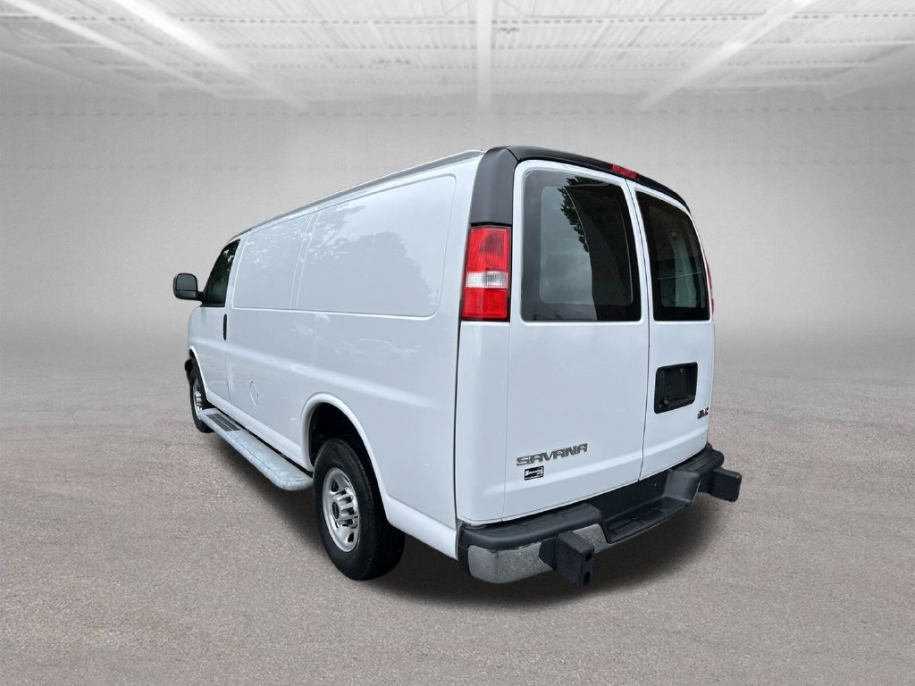 Used 2024 GMC Savana 2500 w/ Driver Convenience Package RWD image 3
