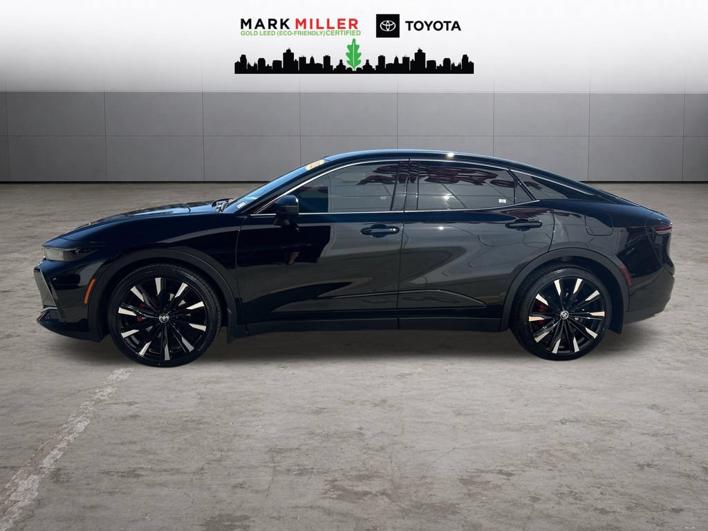 Certified 2025 Toyota Crown Platinum AWD/4WD image 2