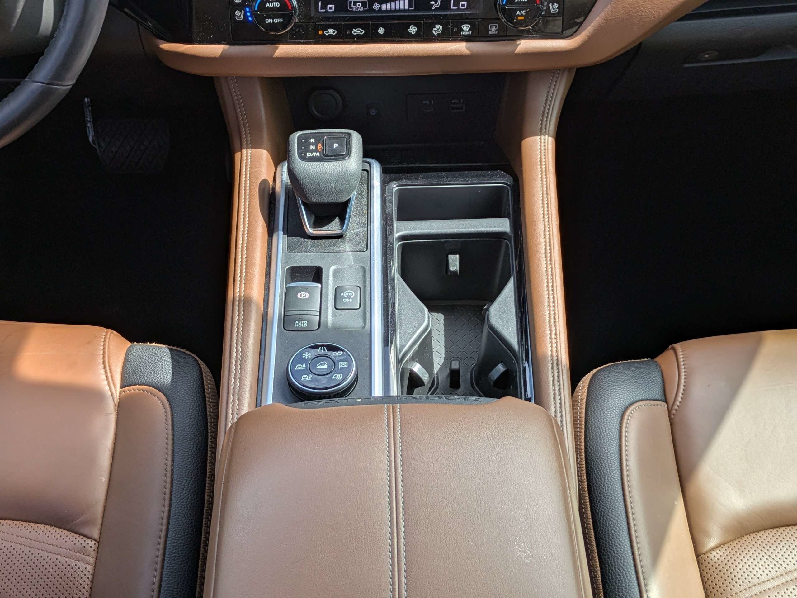 Used 2023 Nissan Pathfinder Platinum AWD/4WD image 22
