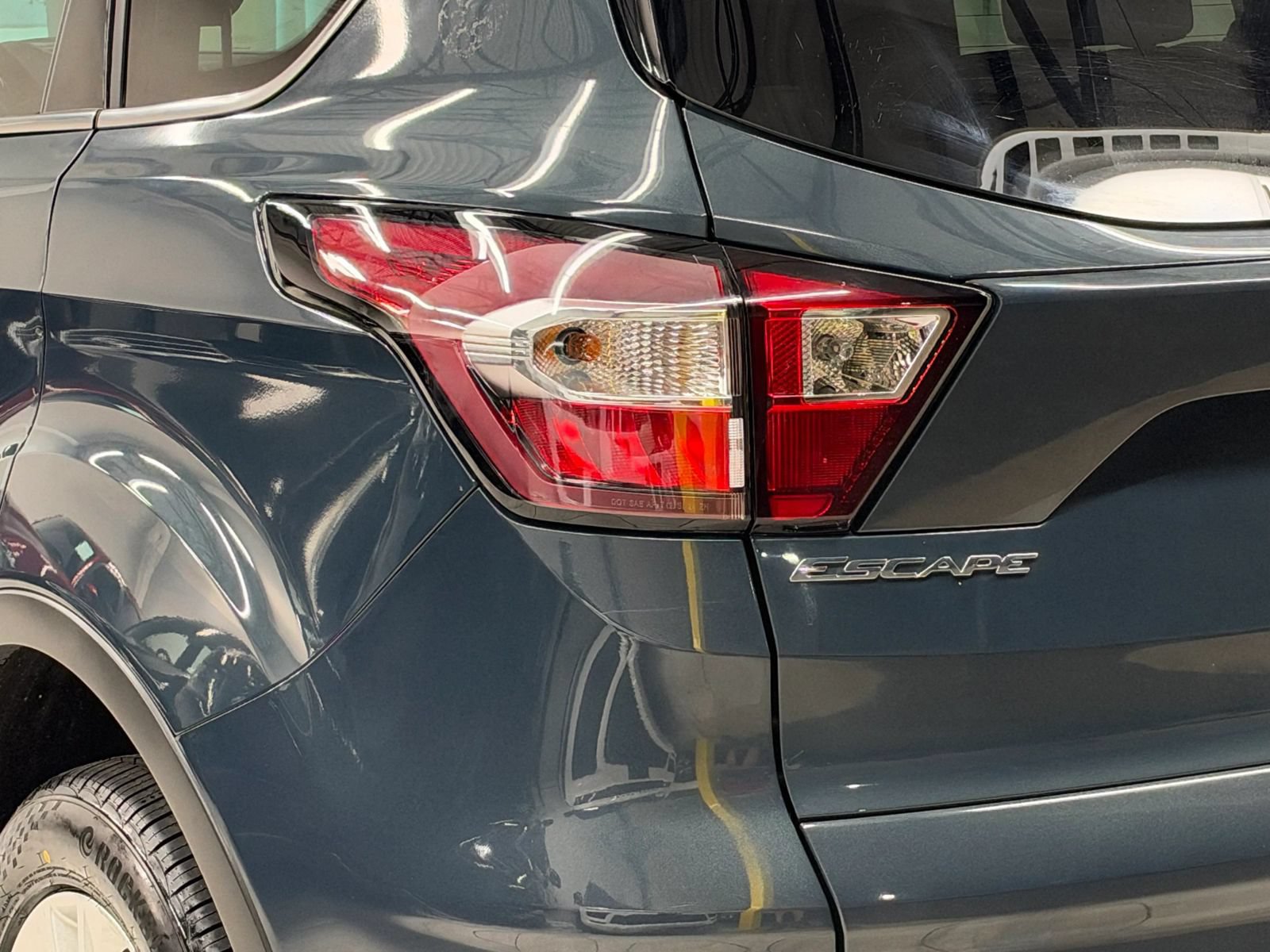 Used 2019 Ford Escape SE AWD/4WD image 12