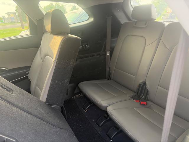 Used 2015 Hyundai Santa Fe GLS w/ Option Group 03 AWD/4WD image 11