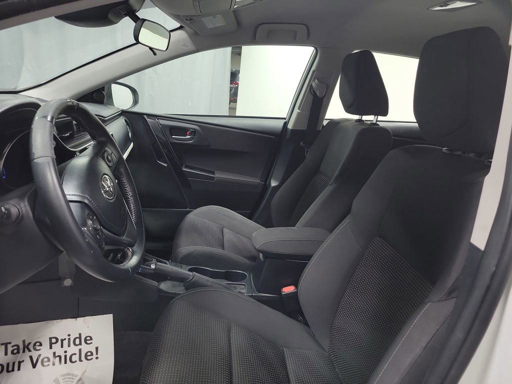 Used 2017 Toyota Corolla iM image 12