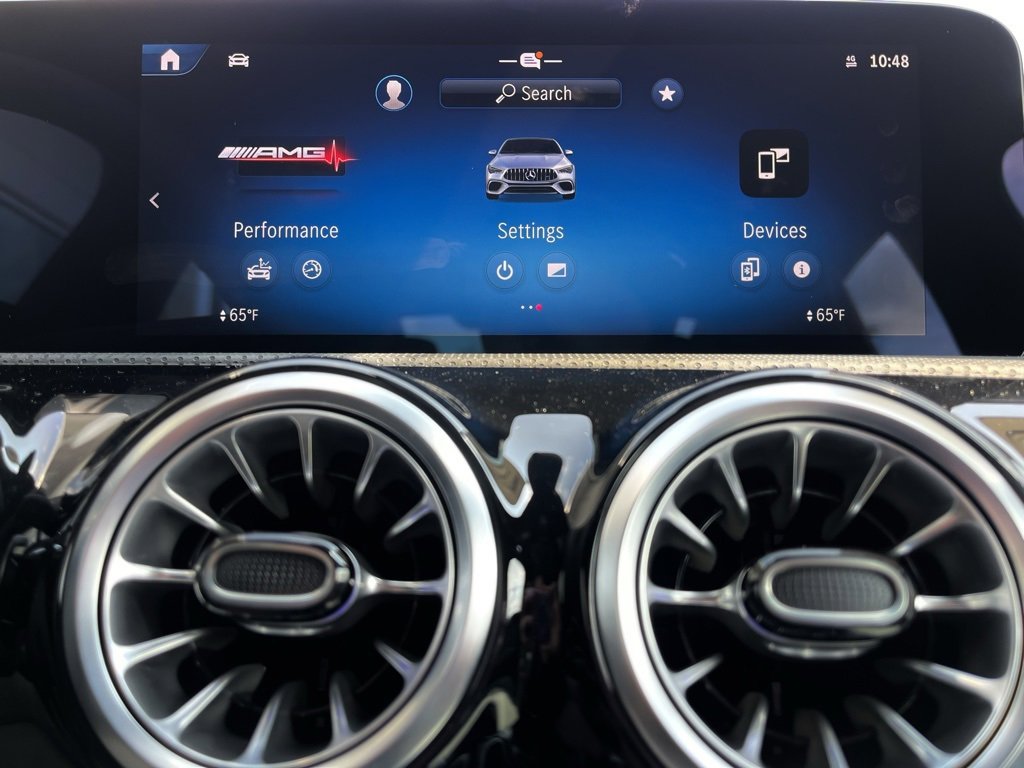 Used 2025 Mercedes-Benz CLA 35 AMG 4MATIC image 31