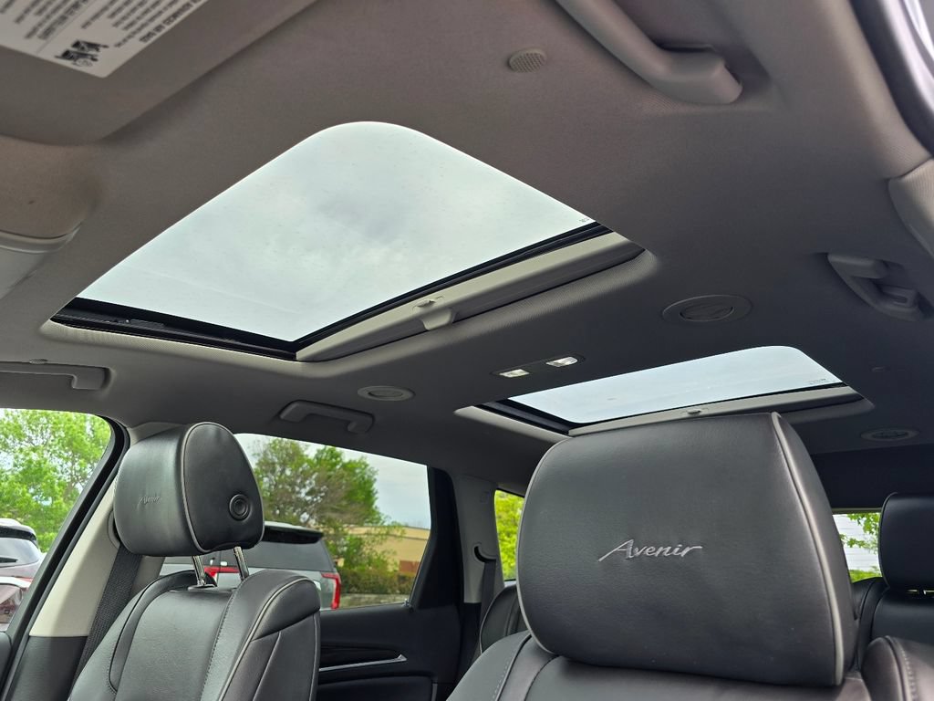 Certified 2021 Buick Enclave Avenir w/ Avenir Technology Package AWD/4WD image 20