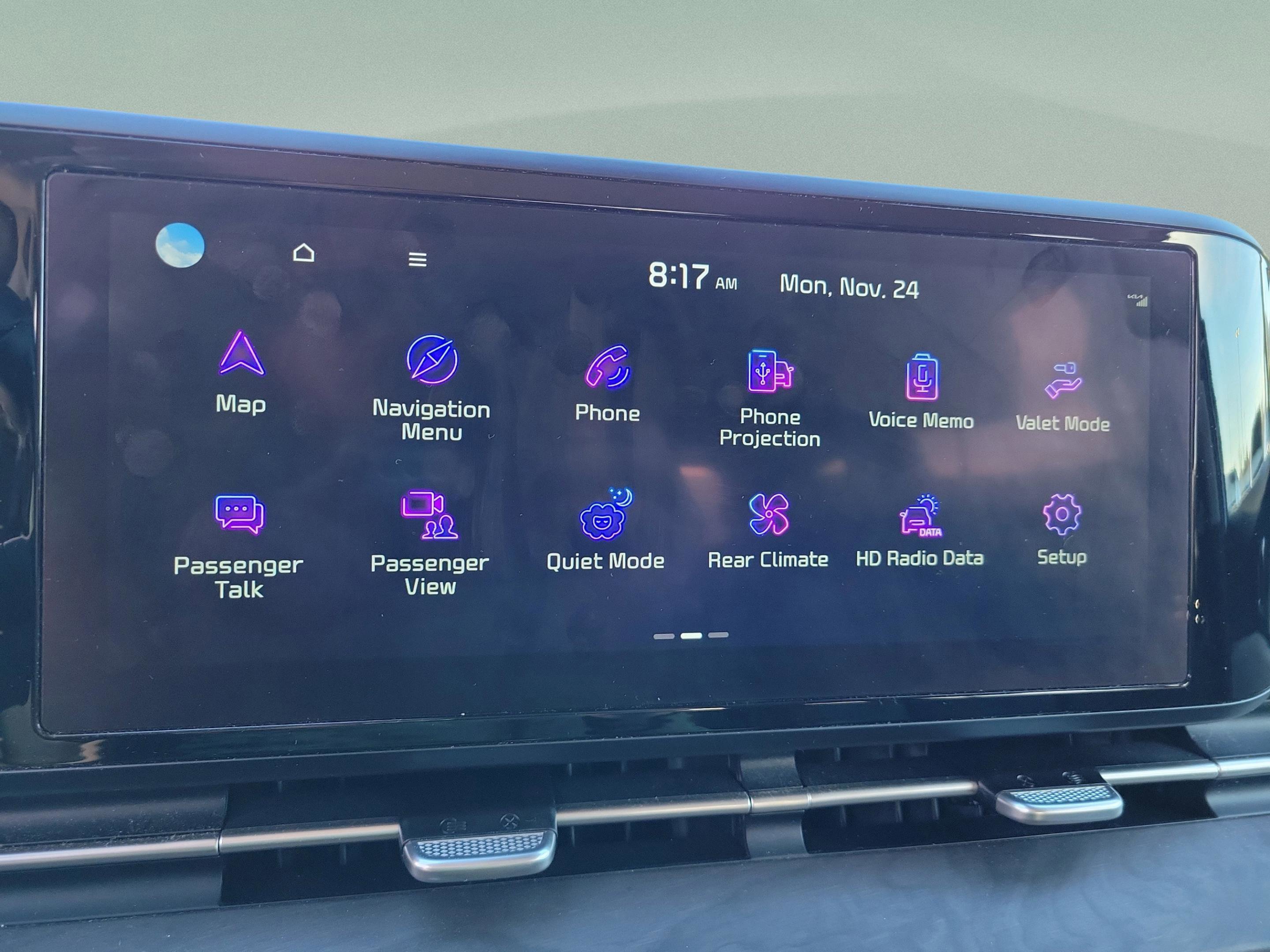 Used 2024 Kia Carnival EX image 26