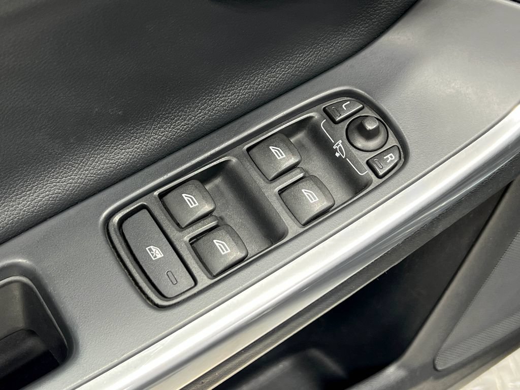 Used 2015 Volvo S60 T5 Premier FWD image 17