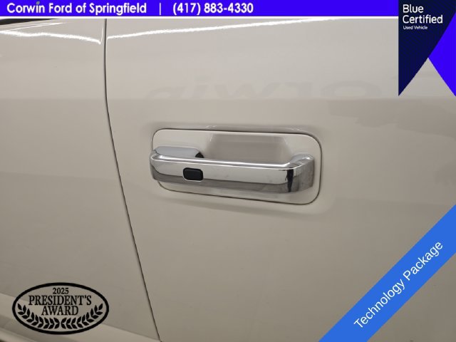 Certified 2019 Ford F150 Platinum w/ Equipment Group 701A Luxury AWD/4WD image 10
