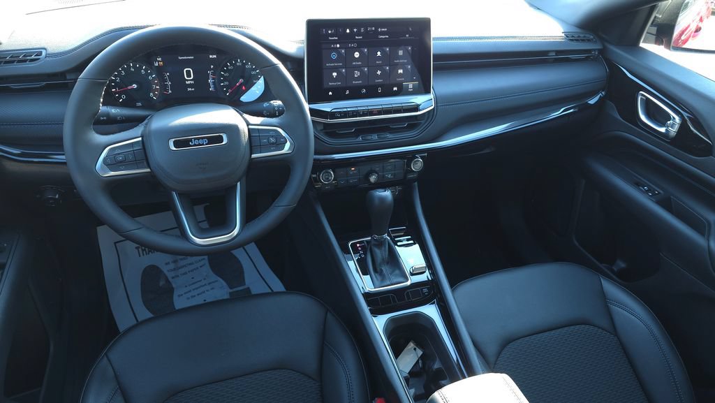 New 2026 Jeep Compass Latitude AWD/4WD image 24
