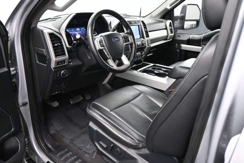 Used 2021 Ford F250 Lariat AWD/4WD image 2