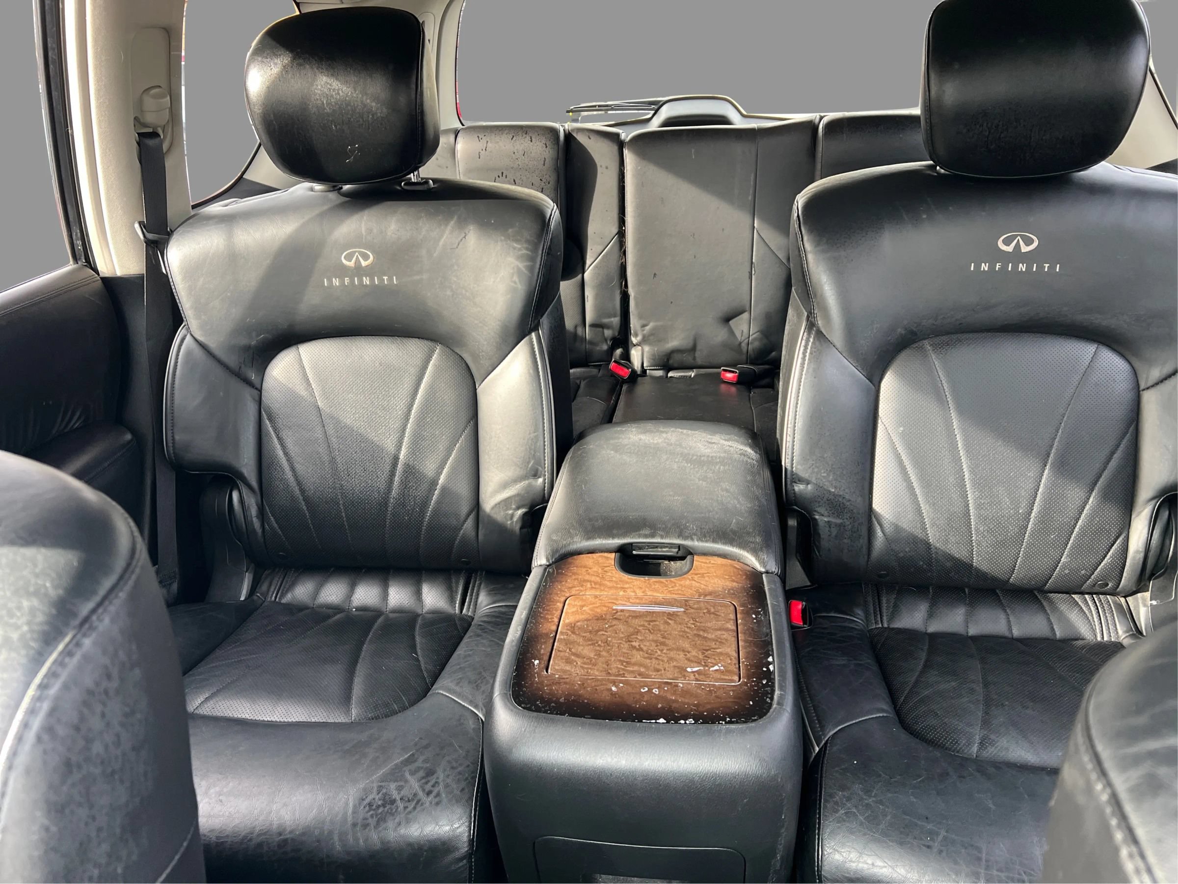 Used 2013 INFINITI QX56 4WD w/ Deluxe Touring Pkg image 17