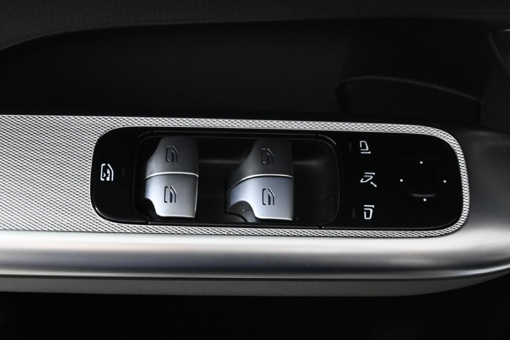 Certified 2026 Mercedes-Benz GLC 300 4MATIC image 24