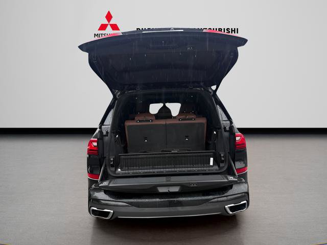 Used 2019 BMW X7 xDrive40i w/ M Sport Package image 9