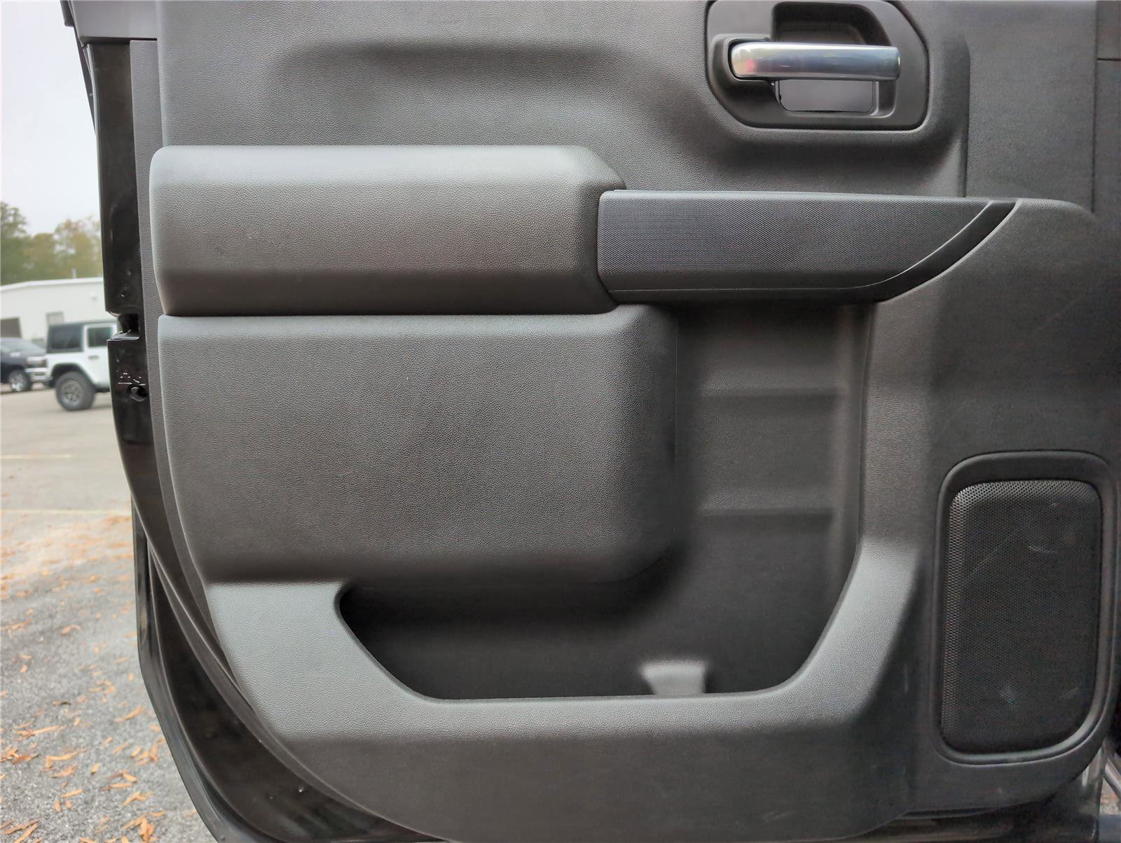 Used 2023 Chevrolet Silverado 2500 Custom w/ Custom Value Package image 26