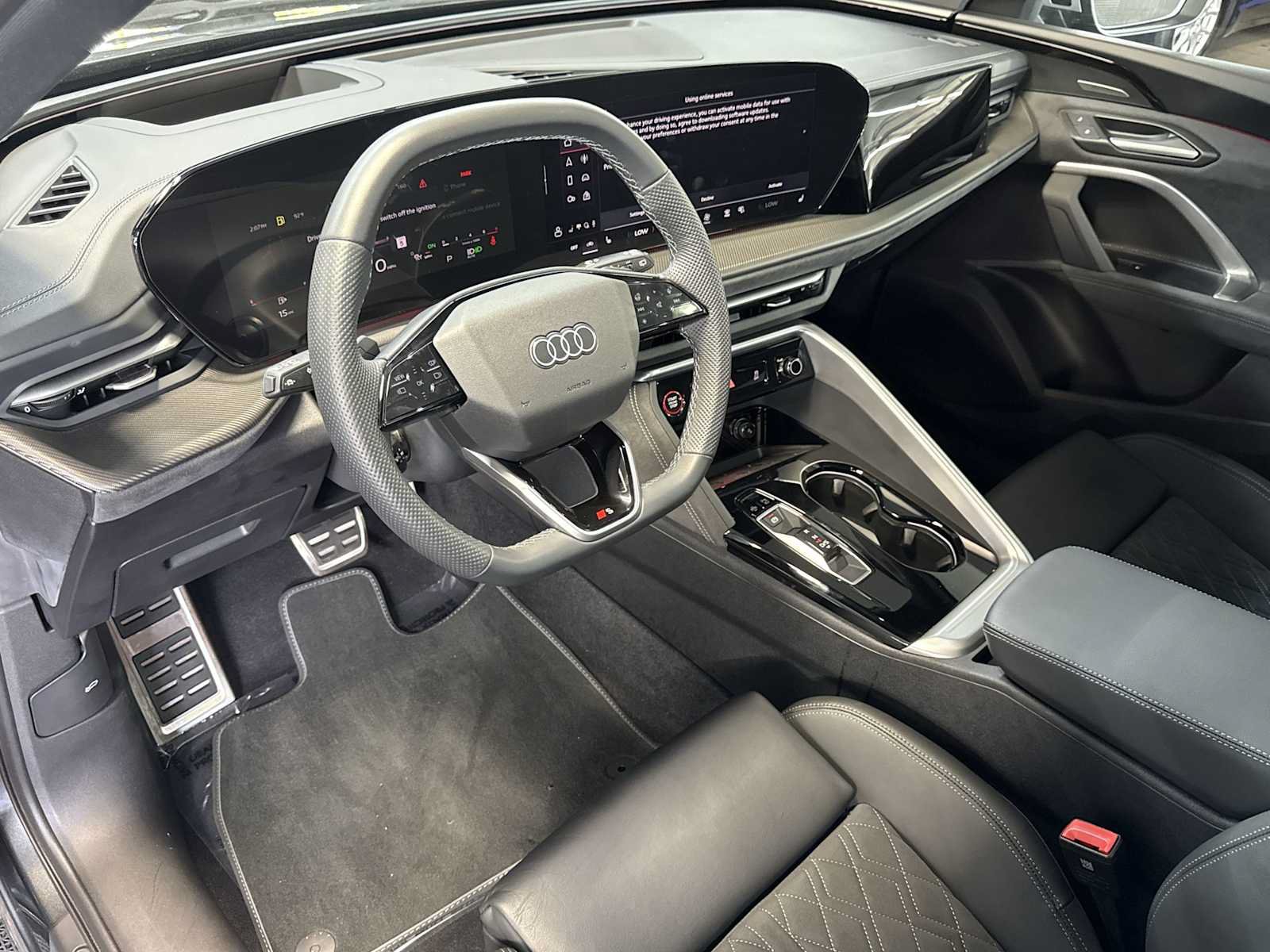 Used 2025 Audi SQ5 Premium Plus AWD/4WD image 13