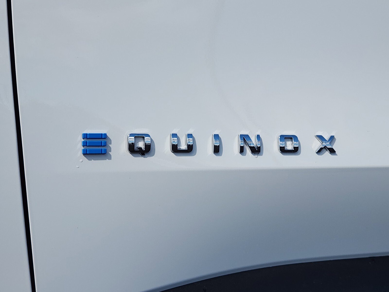 New 2026 Chevrolet Equinox EV LT AWD/4WD image 5