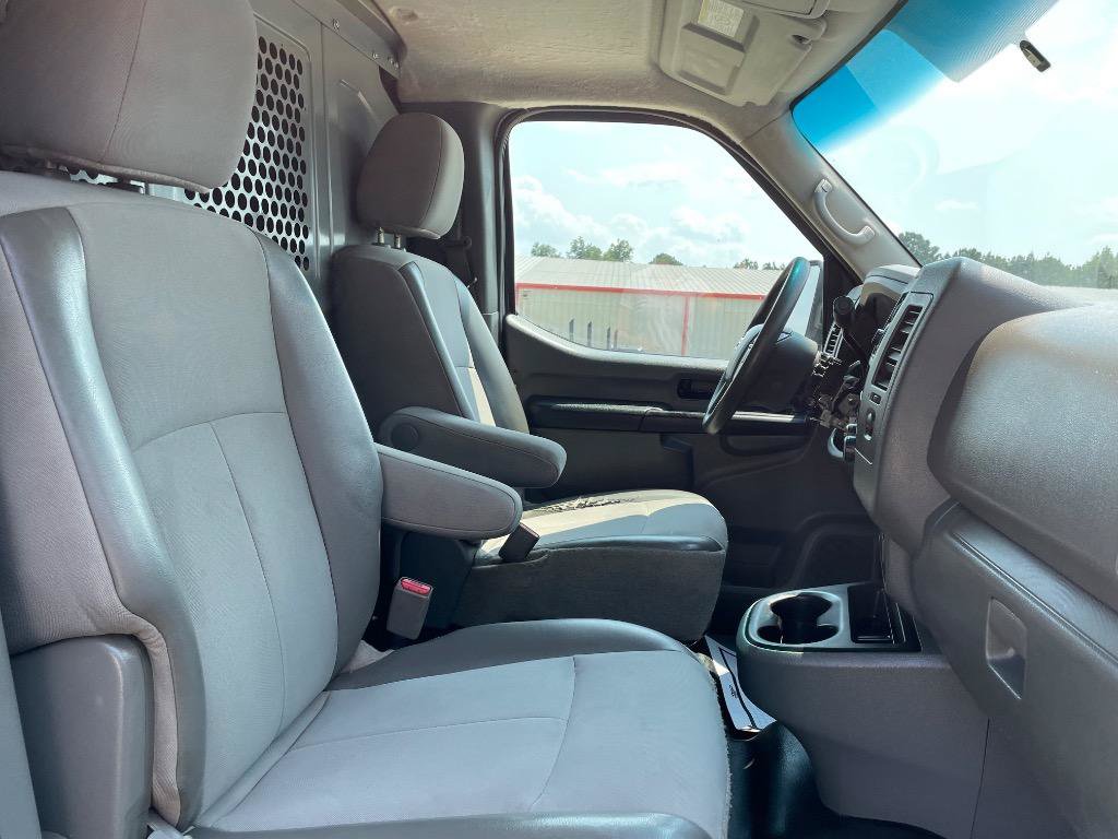 Used 2016 Nissan NV 3500 S w/ Power Package RWD image 19