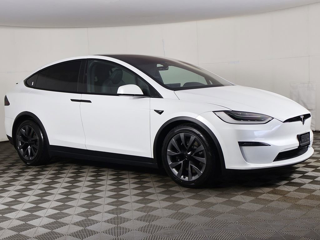 Used 2023 Tesla Model X image 49