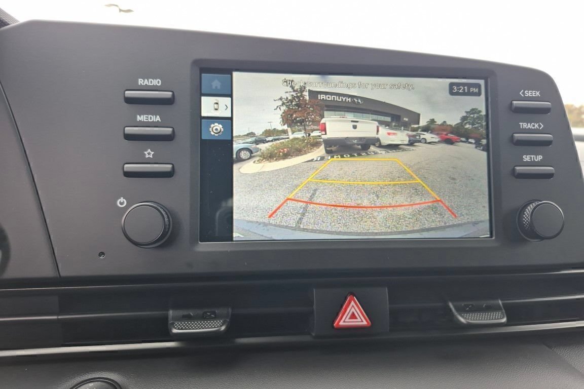 New 2026 Hyundai Elantra SEL Sport Premium FWD image 24
