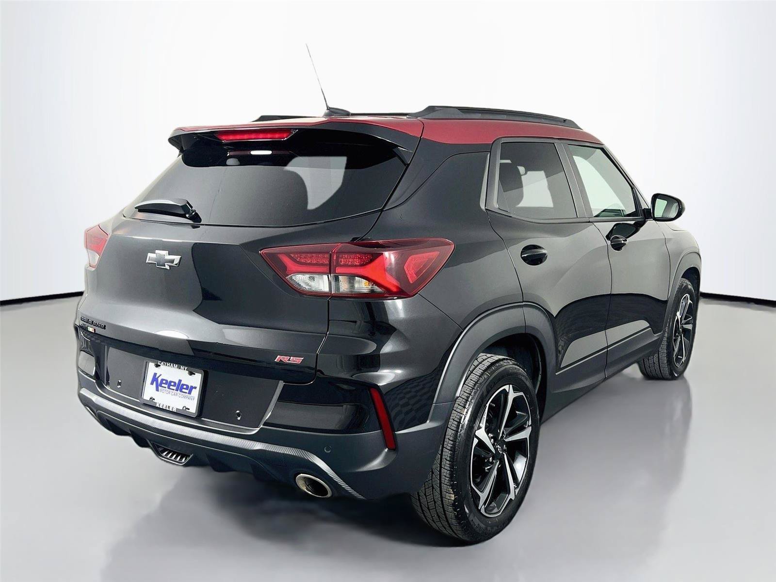 Used 2021 Chevrolet TrailBlazer RS w/ Sun and Liftgate Package AWD/4WD image 5