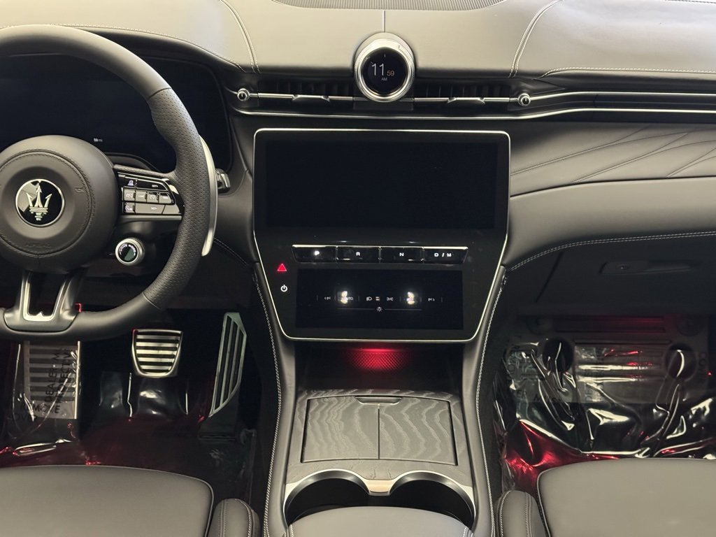 New 2025 Maserati Grecale Modena image 21