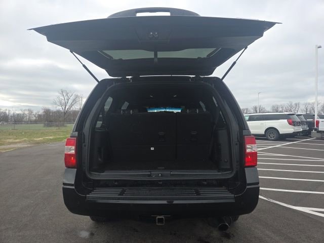 Used 2017 Ford Expedition XLT image 13