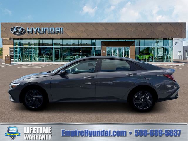 New 2026 Hyundai Elantra Sport FWD image 3