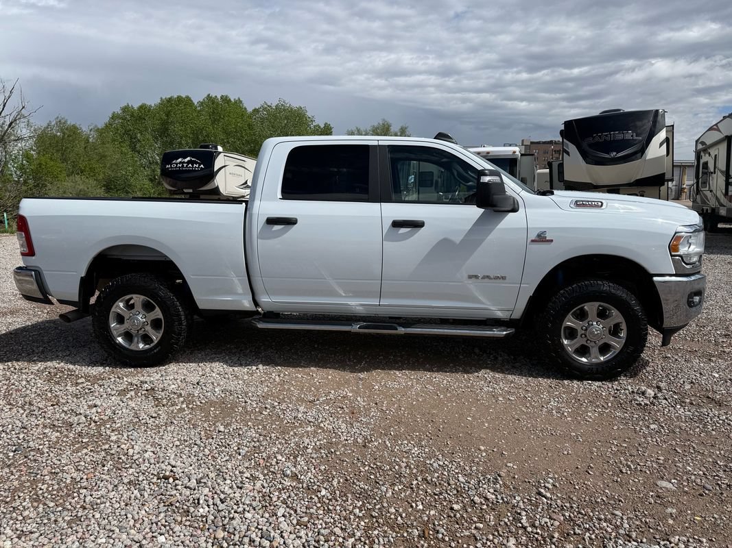 Used 2024 RAM 2500 Big Horn w/ Off Road Package AWD/4WD image 4