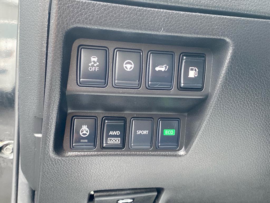 Used 2019 Nissan Rogue SV w/ Premium Package AWD/4WD image 21